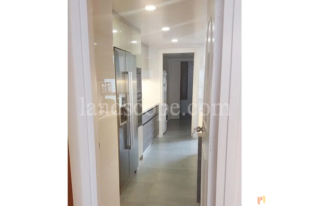 Pacific View - Photo 8