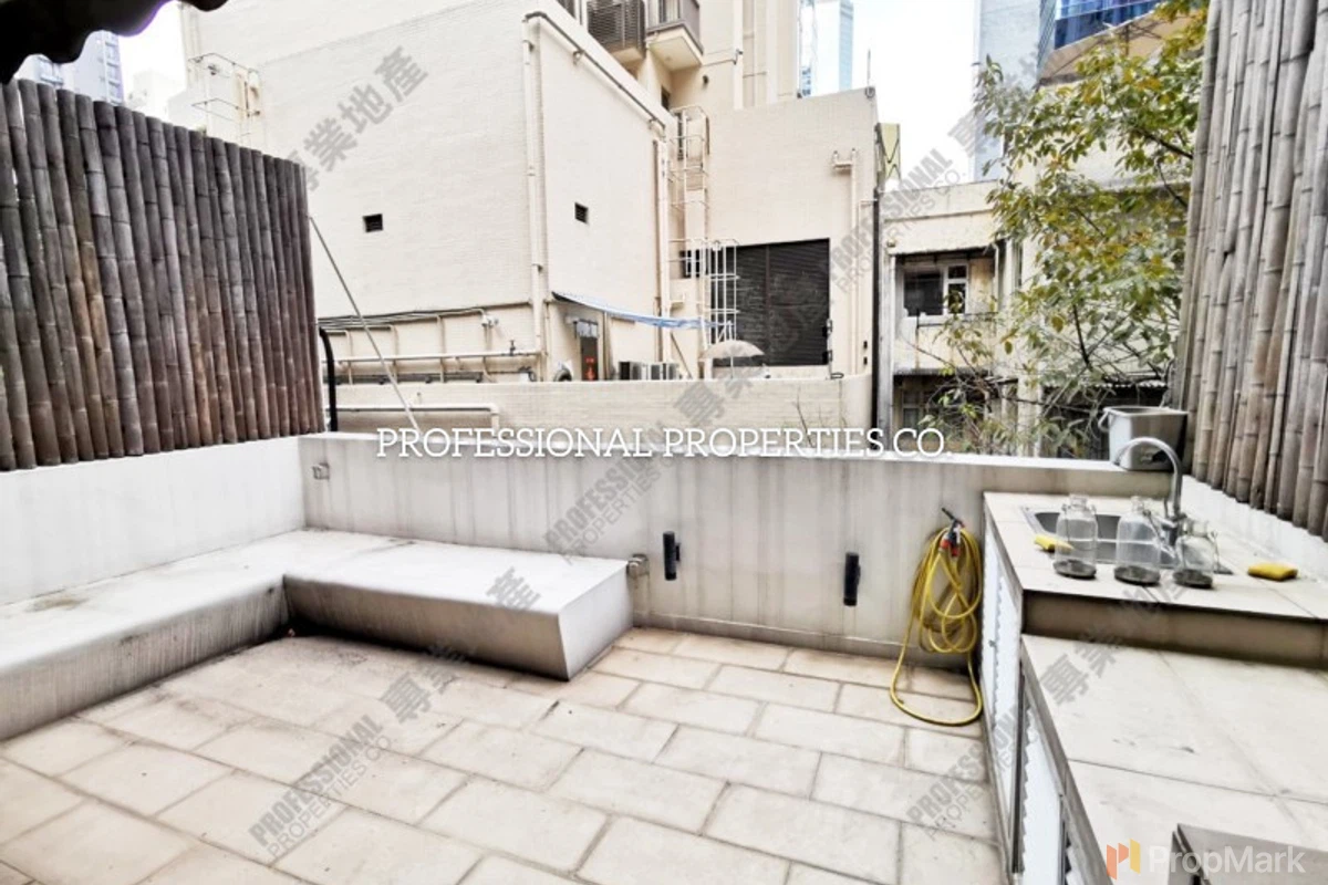 32 Elgin Street - Photo 1