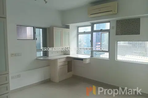 Amber Lodge - Photo 2