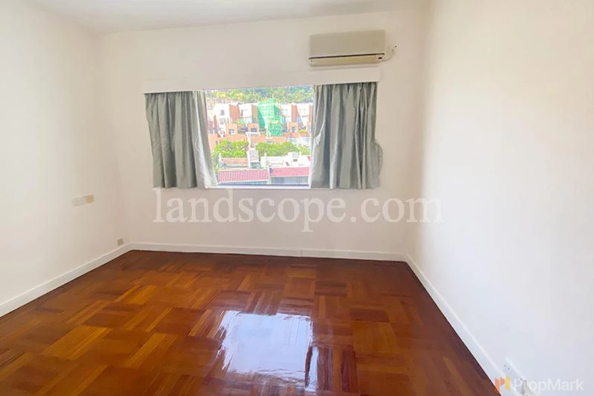 Repulse Bay Garden - Photo 9