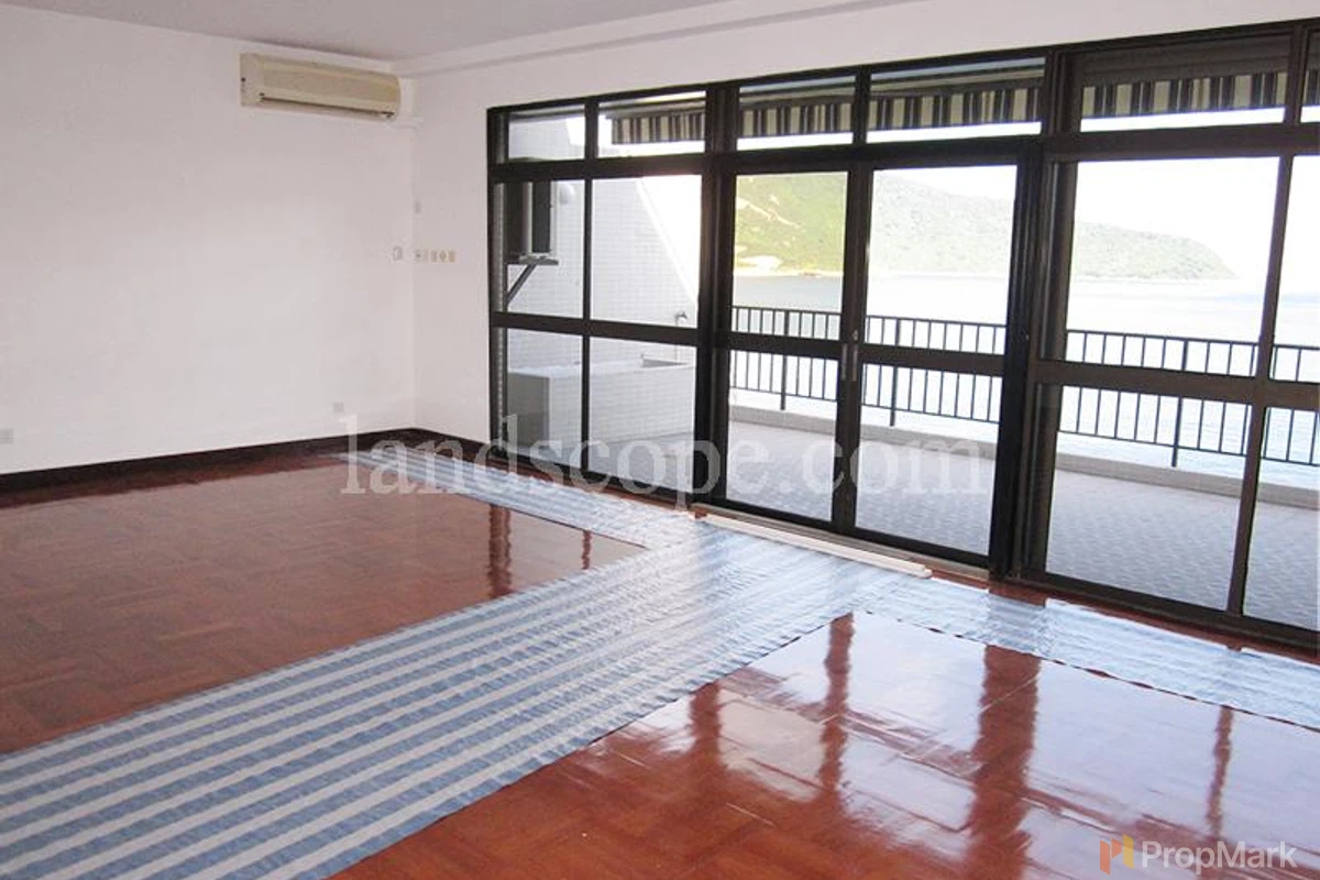 Tai Tam Crescent - Photo 2