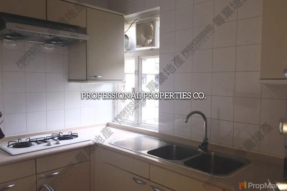 Ronsdale Garden - Photo 1