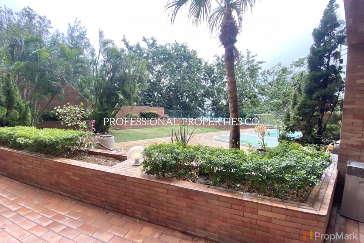 The Somerset - Photo 3