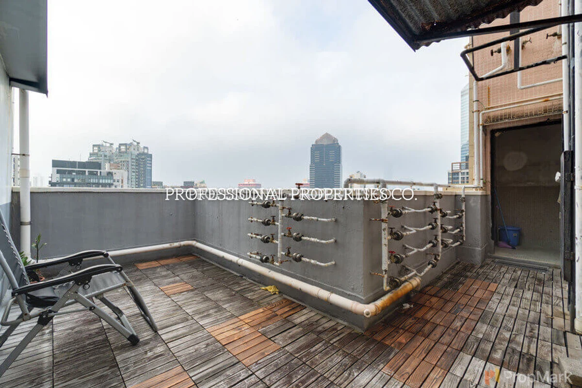 Million City - Photo 1