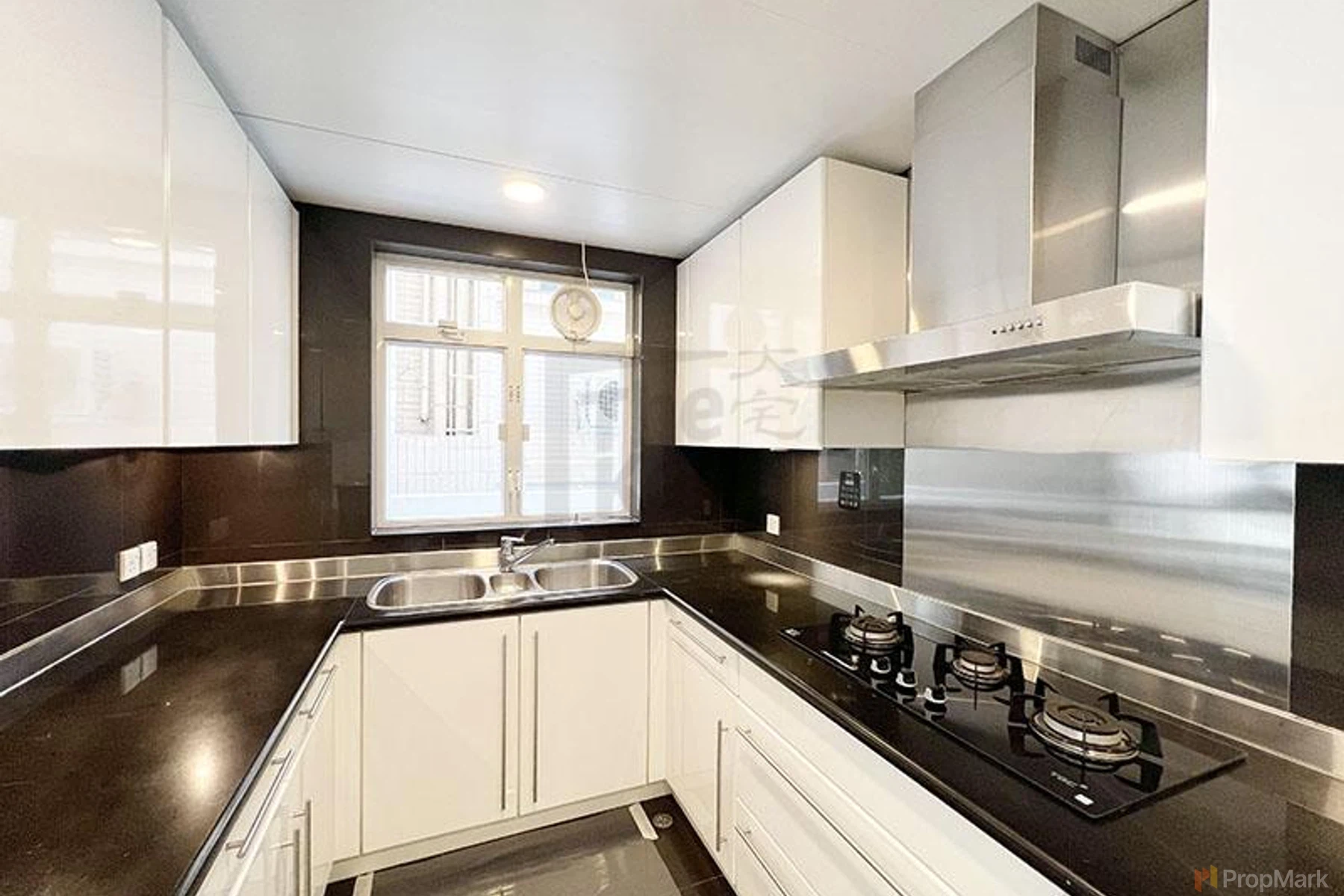 Grosse Pointe Villa - Photo 12