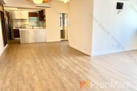 La Vogue Court - Photo