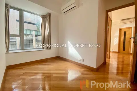 Manhattan Avenue - Photo 2