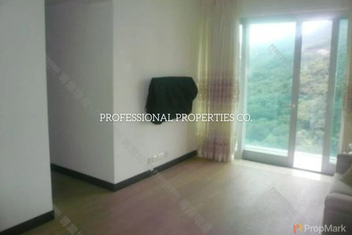 The Legend - Photo 6