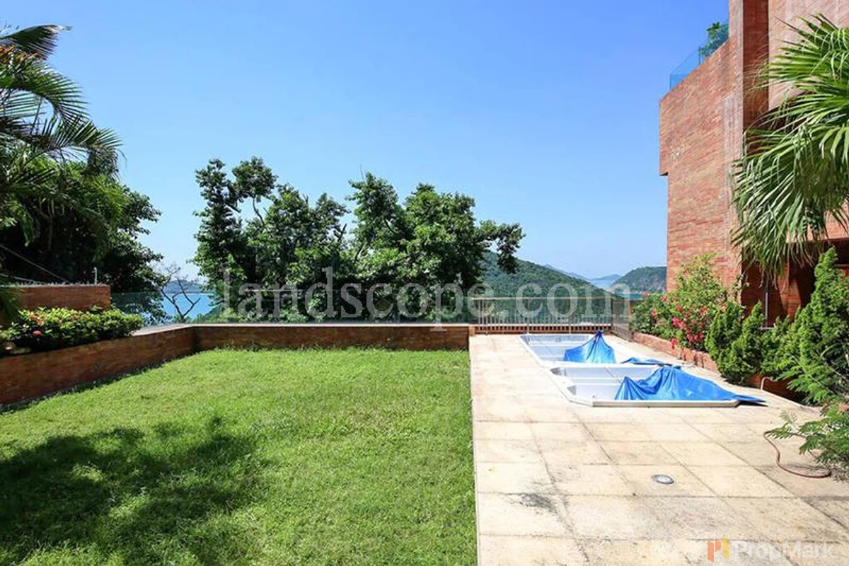 The Somerset - Photo 3