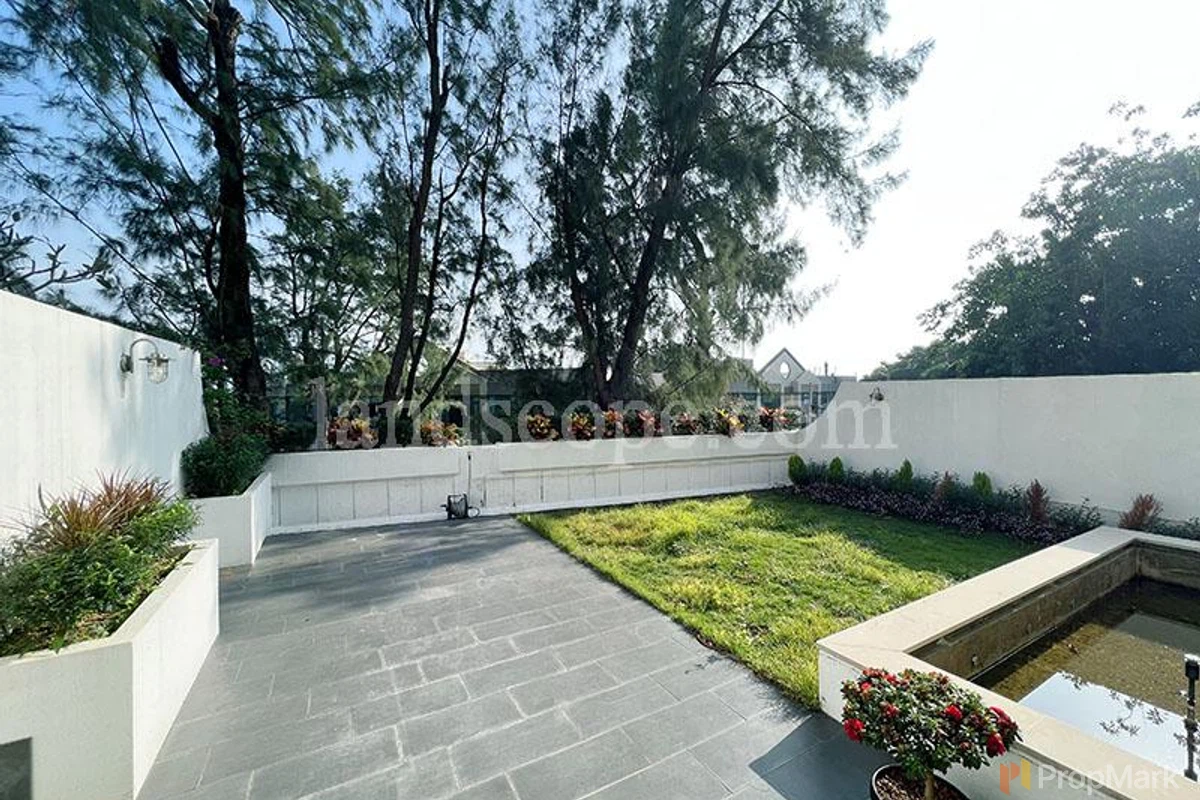 Grosse Pointe Villa - Photo 4