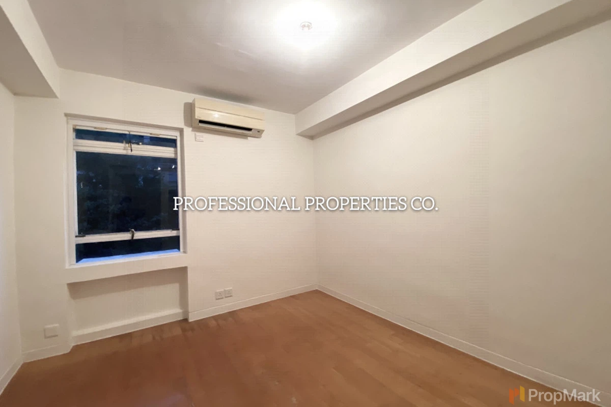 Unicorn Gardens - Photo 9