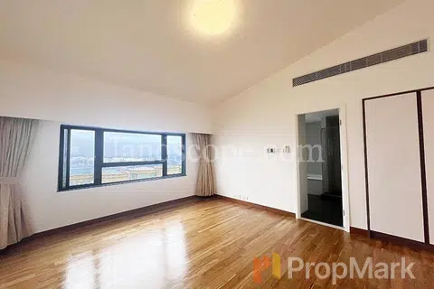 Undercliff - Photo 4