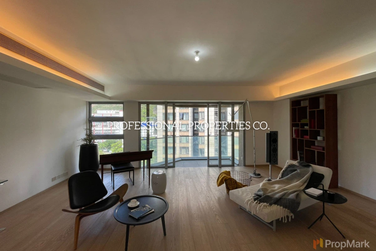 The Carmina - Photo 2