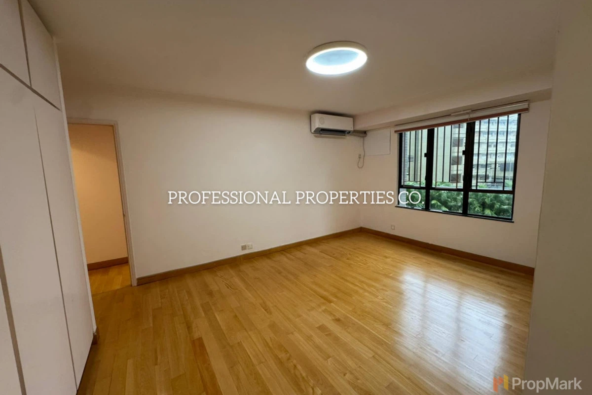 Wilshire Towers - Photo 21