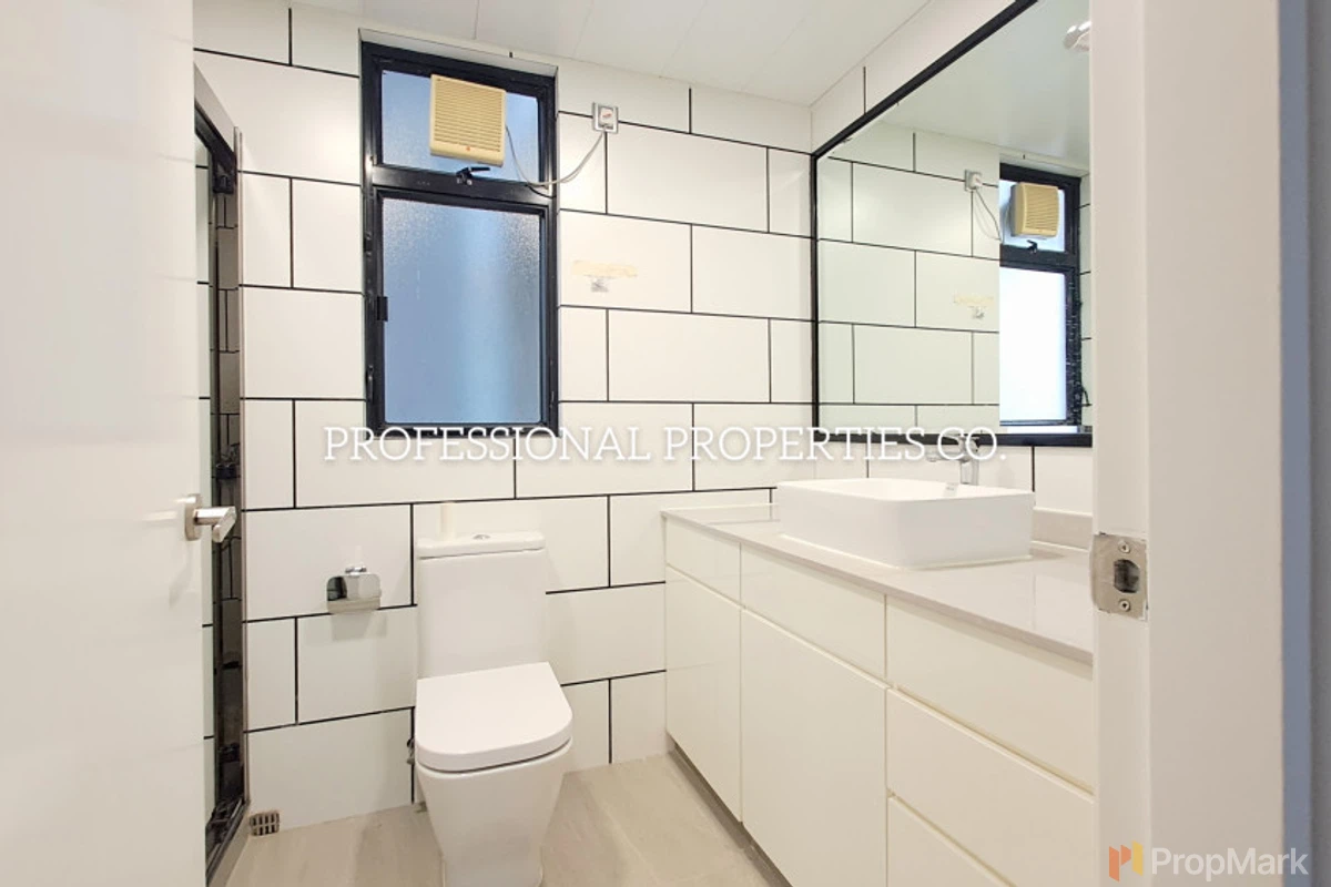 Clovelly Court - Photo 12