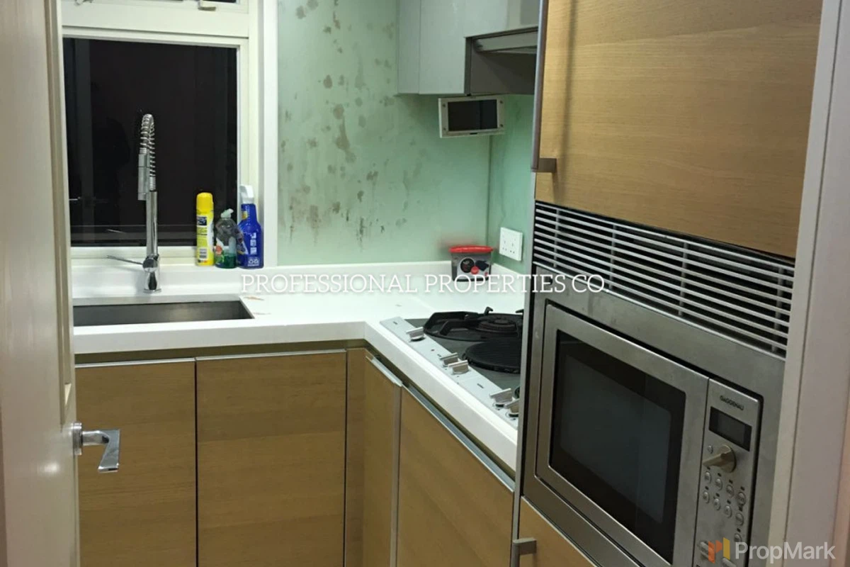 CentreStage - Photo 4