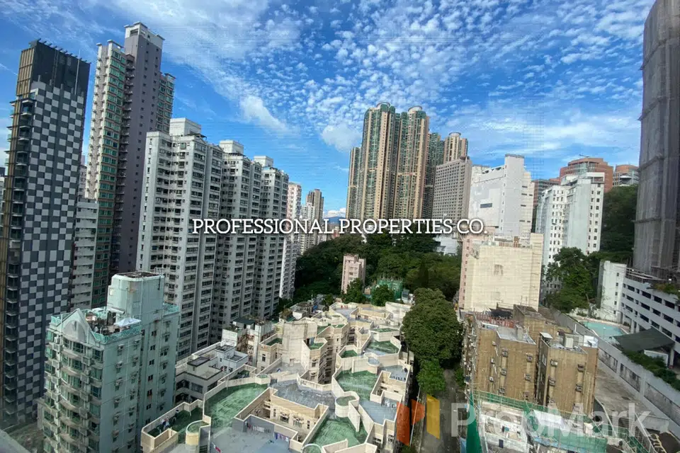 Sands Building - Photo 1