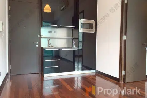 J Residence - Photo 5