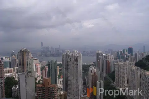 The Legend - Photo 5