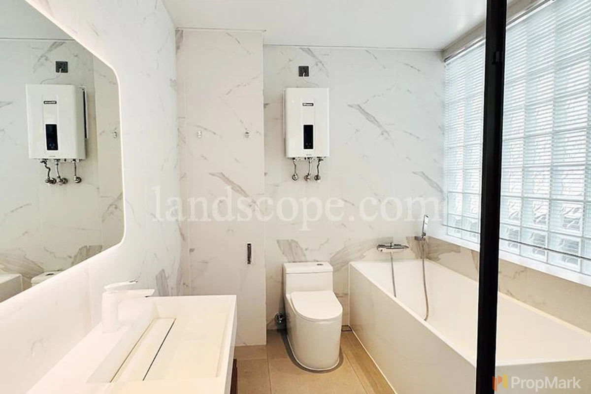 Woodland Villa - Photo 4