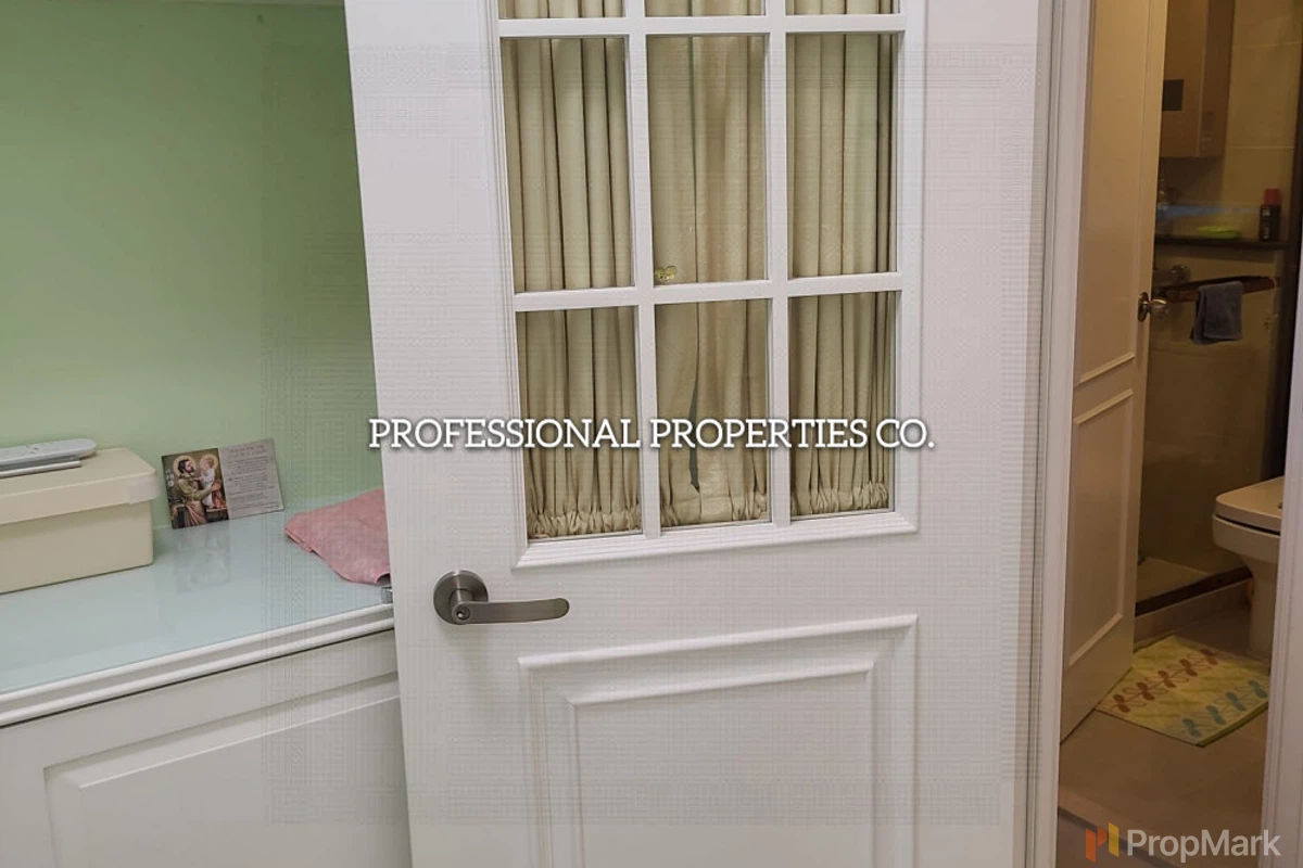 Royal Court - Photo 21