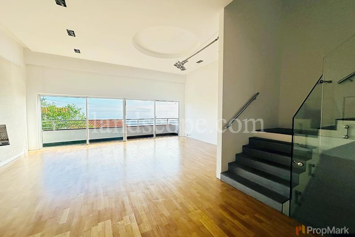 Orient Crest - Photo 4