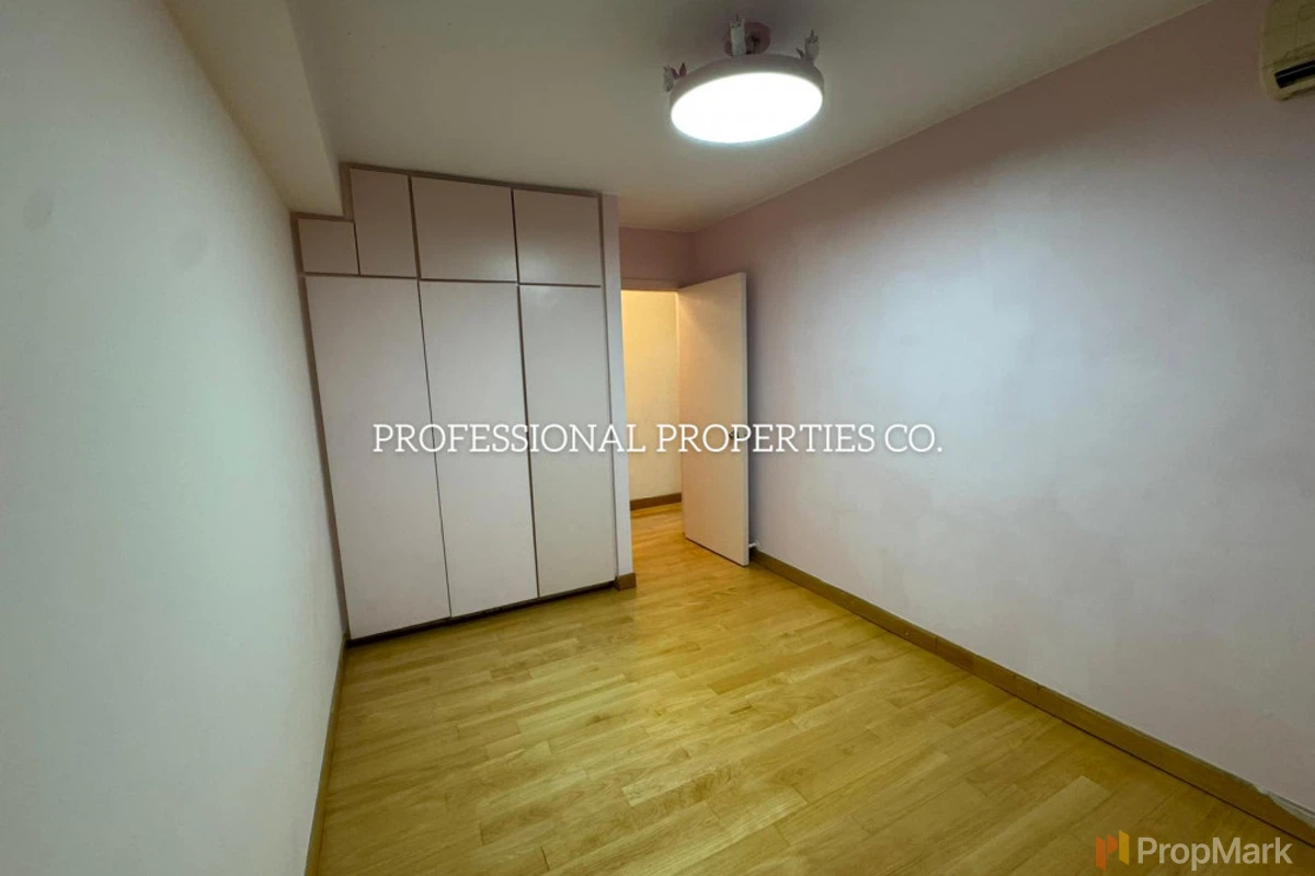 Wilshire Towers - Photo 15