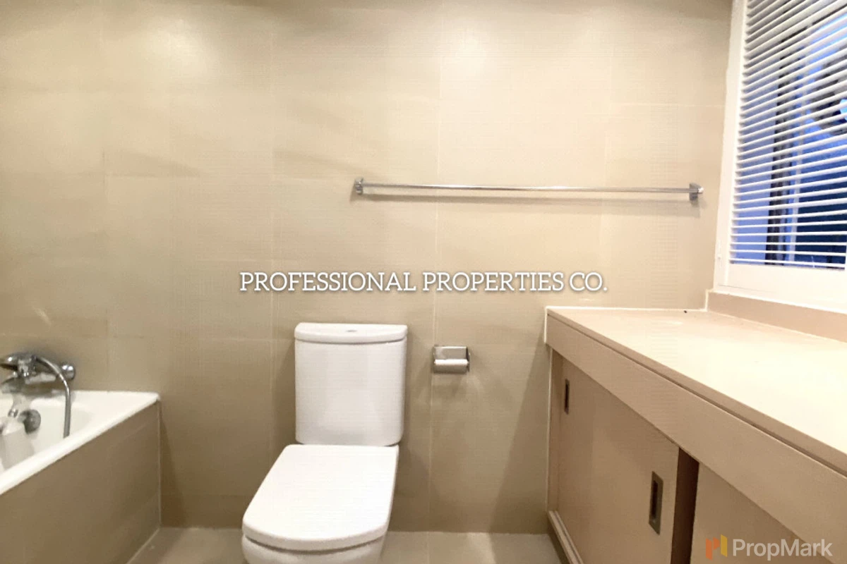 Unicorn Gardens - Photo 18