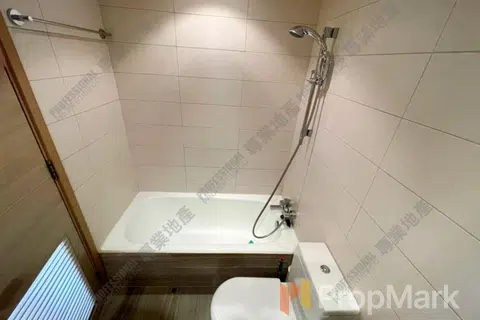 Island Crest - Photo