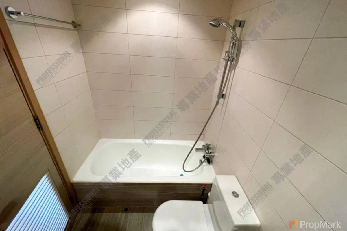 Island Crest - Photo 1