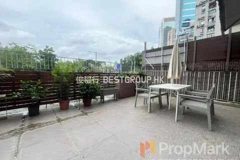 Victoria Court - Photo 2