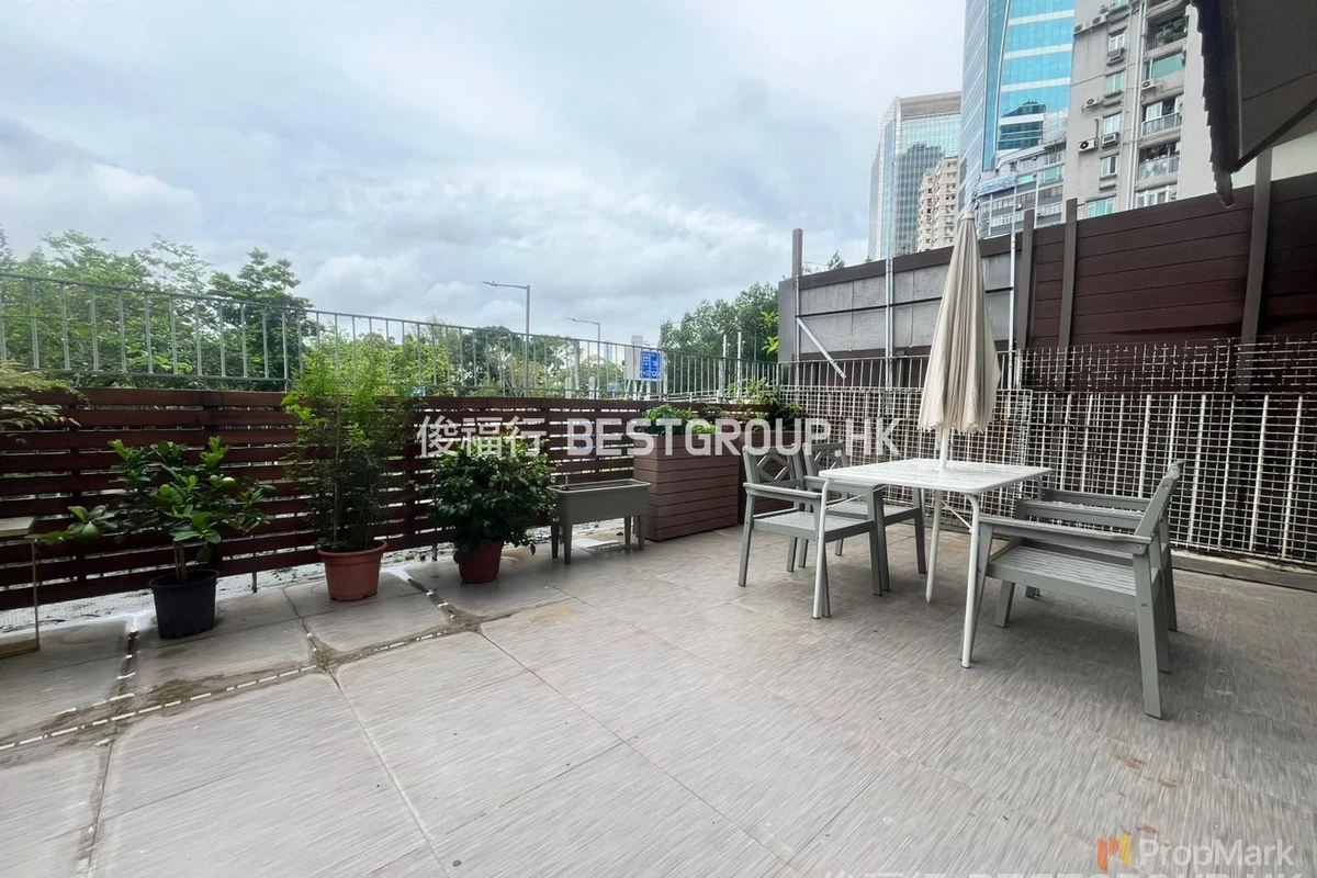 Victoria Court - Photo 2