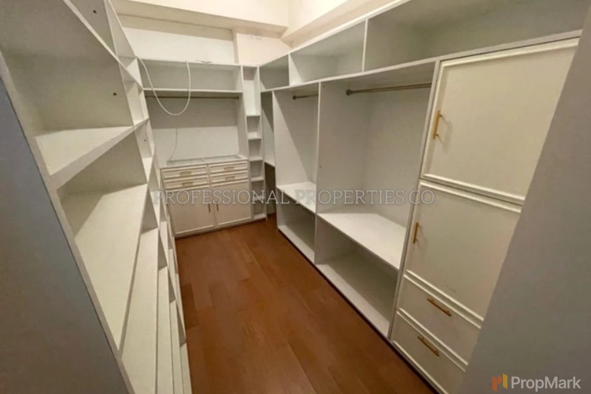 The Morgan - Photo 2