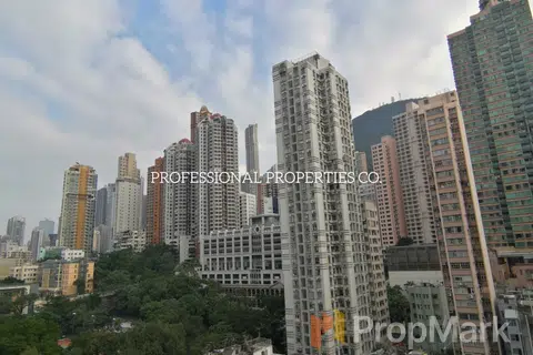 Island Crest - Photo