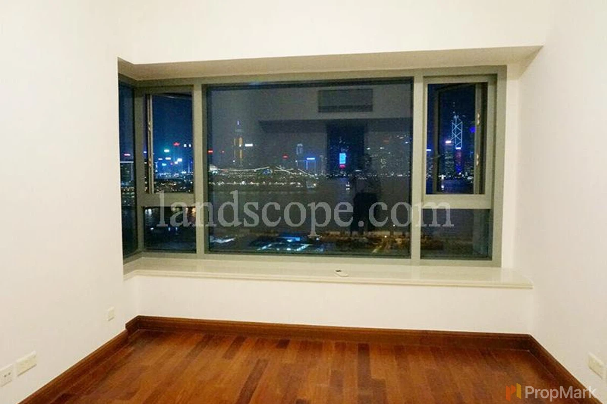 君臨天下 - 相片 2