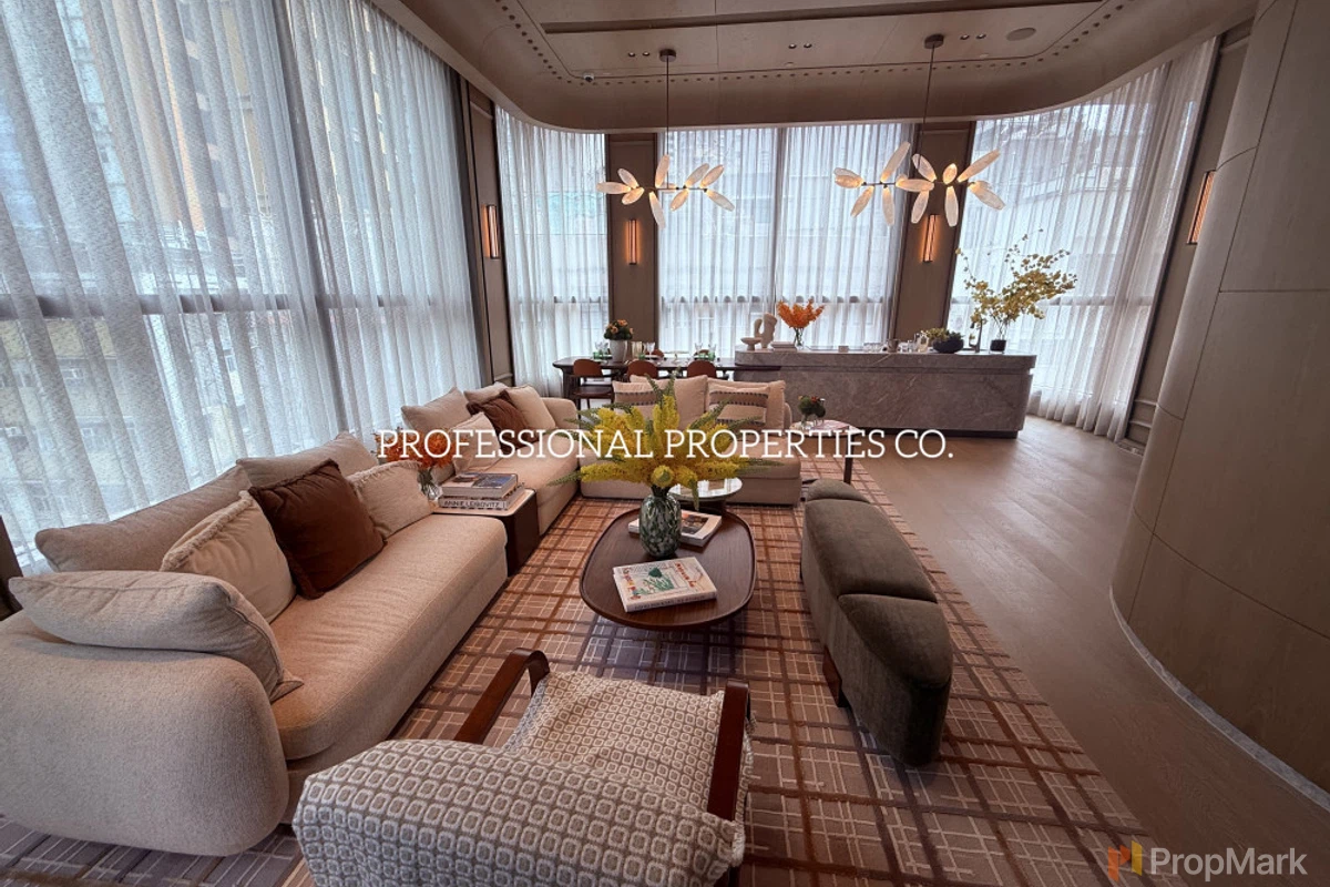 One Central Place - Photo 1