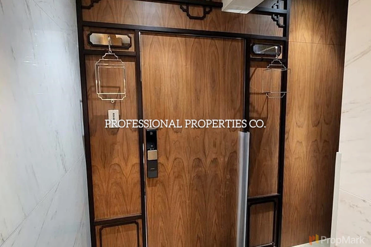 Yick King Building - Photo 9