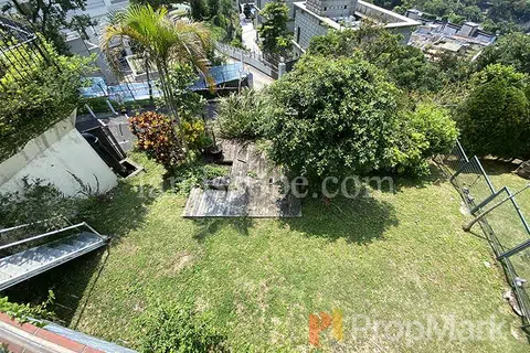 Strawberry Hill - Photo 3