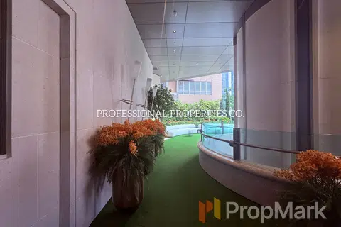 One Central Place - Photo 2