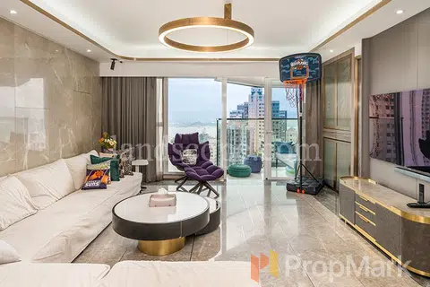 Serene Court - Photo