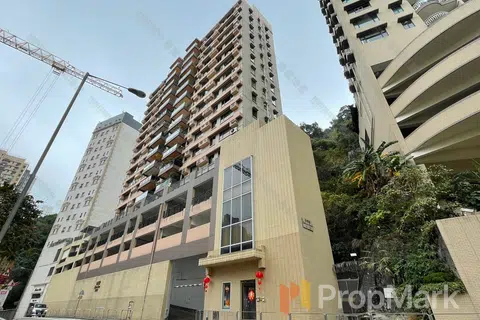 Sakura Court - Photo