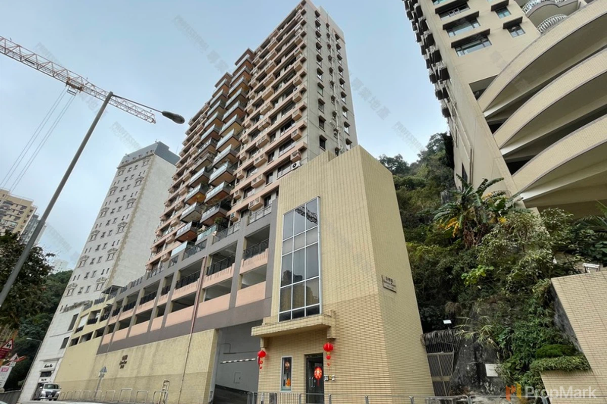 Sakura Court - Photo 1