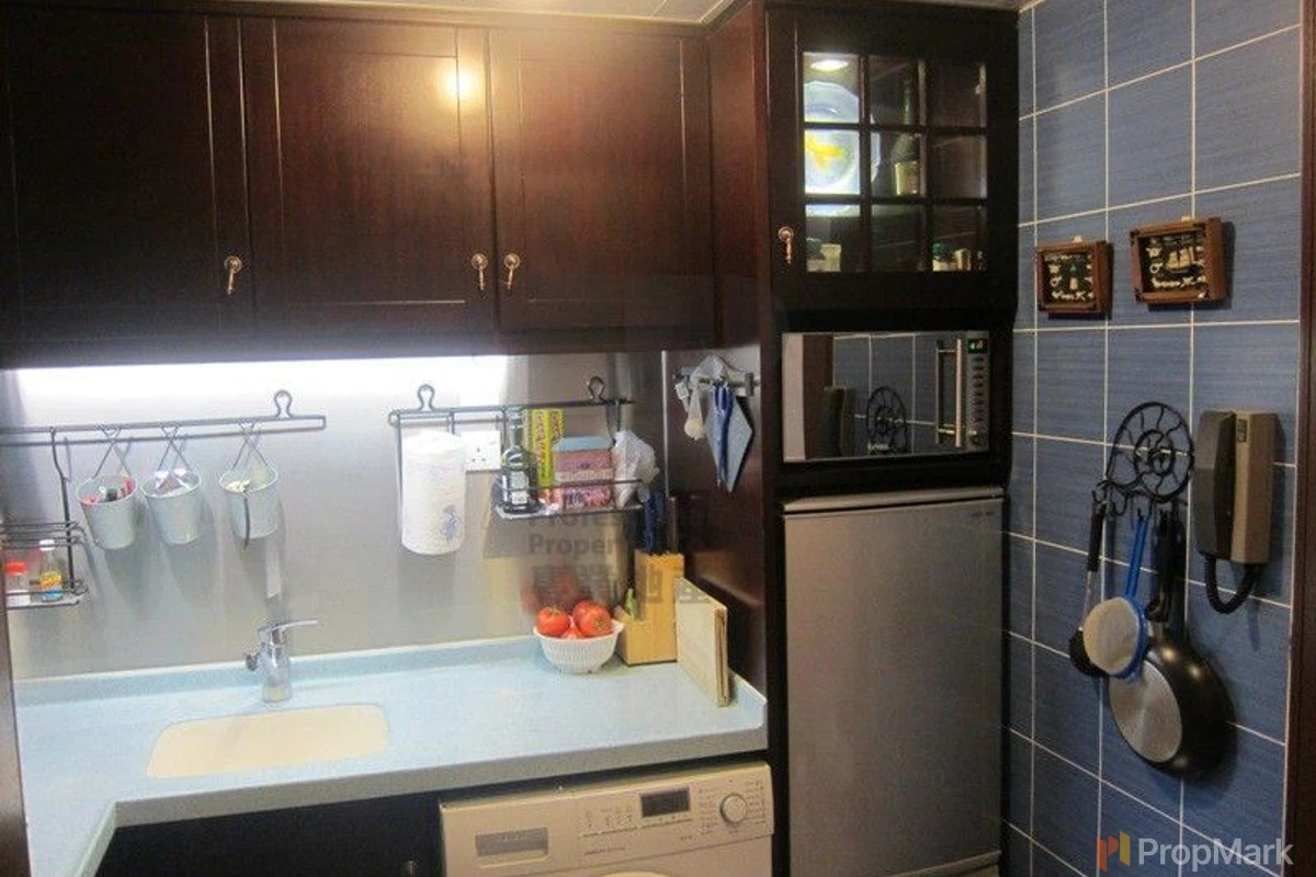 Convention Plaza Apartments - Photo 7