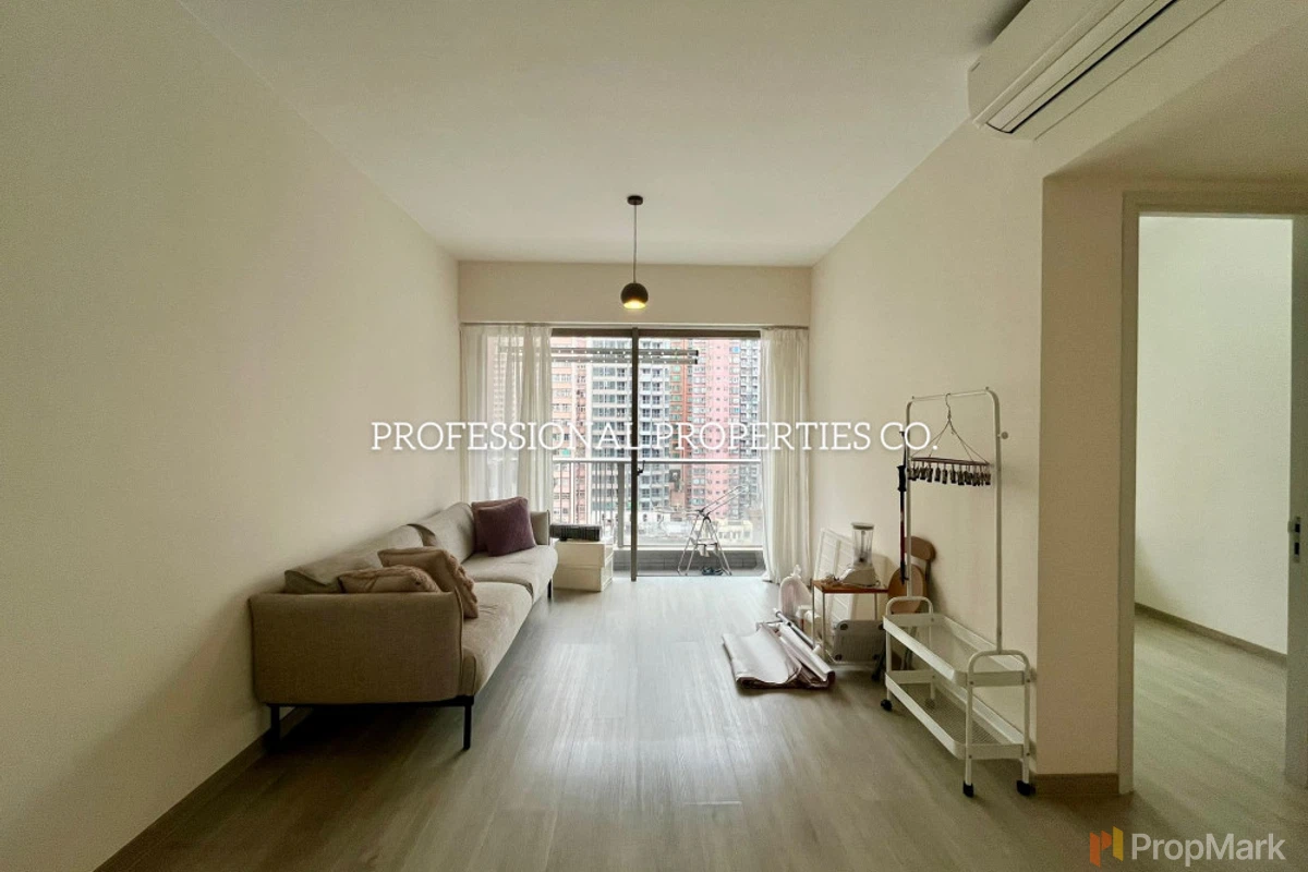 Island Crest - Photo 1