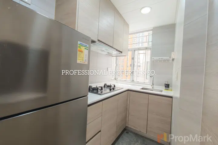 May Mansion - Photo 5
