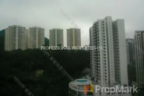 The Legend - Photo 1