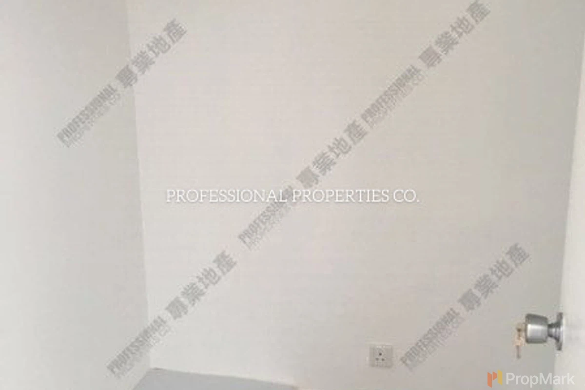 Grosse Pointe Villa - Photo 11