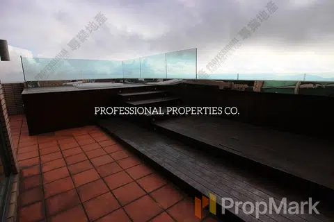 Chelsea Court - Photo 2