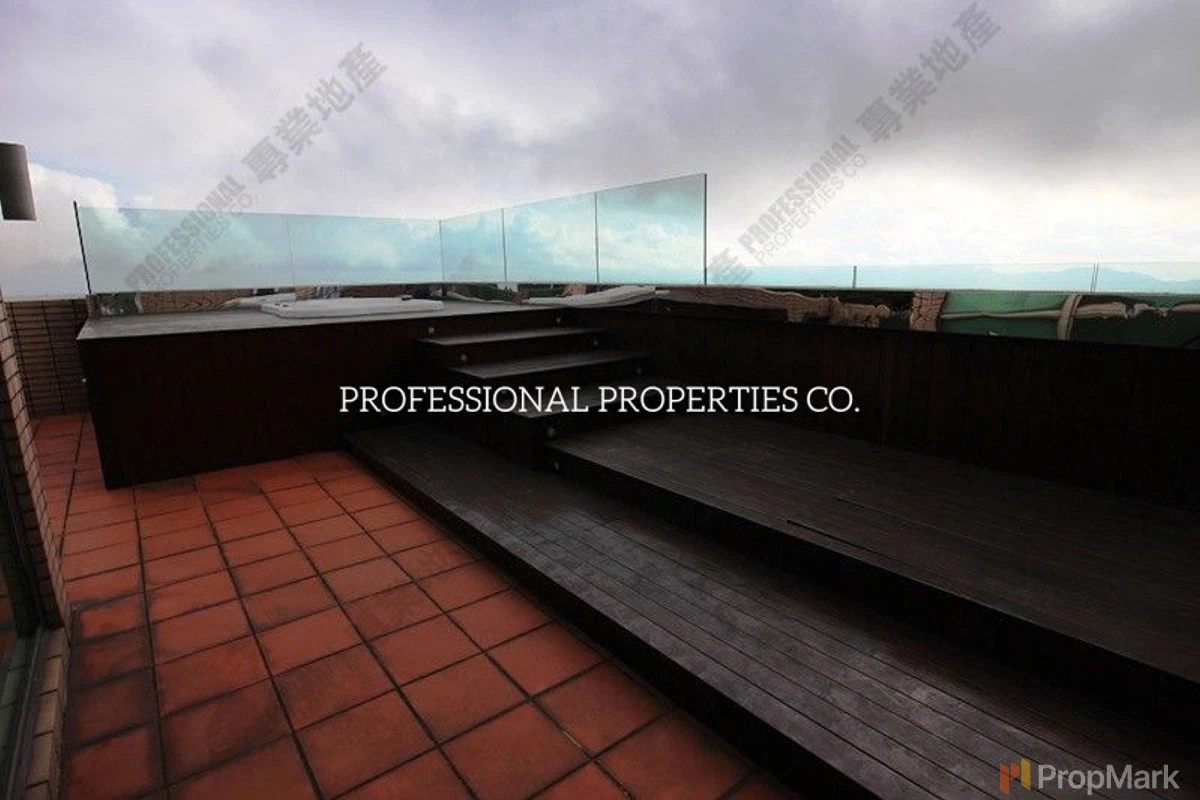 Chelsea Court - Photo 2