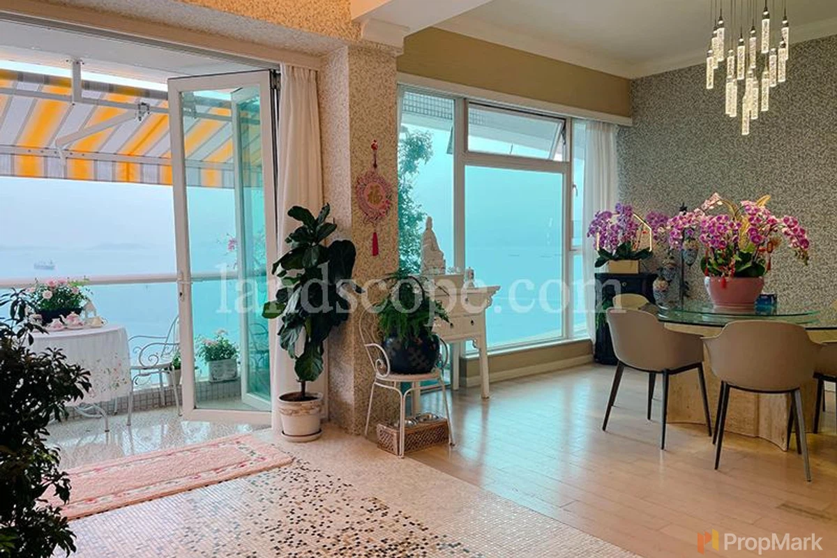 Villas Sorrento - Photo 1